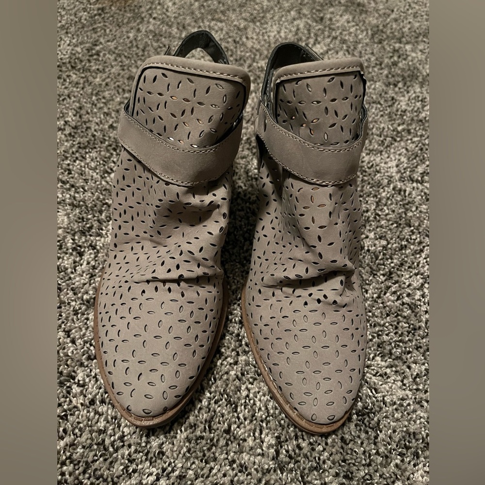 Sugar shoes.  #2